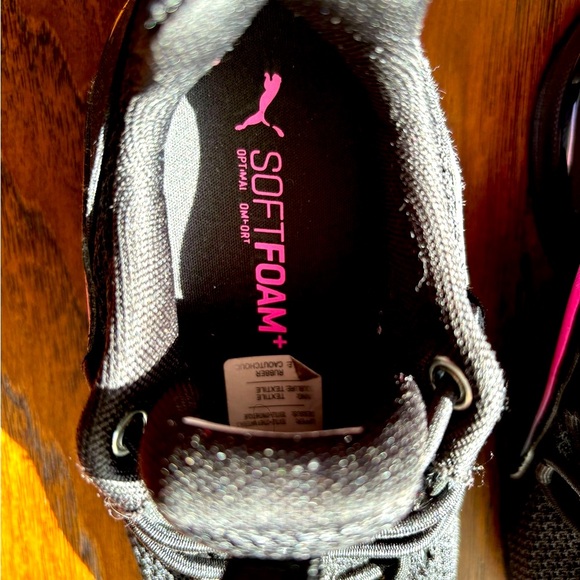 Puma Black & Pink Laceless Soft Foam Girls Size 12c Shoes - Picture 4 of 7